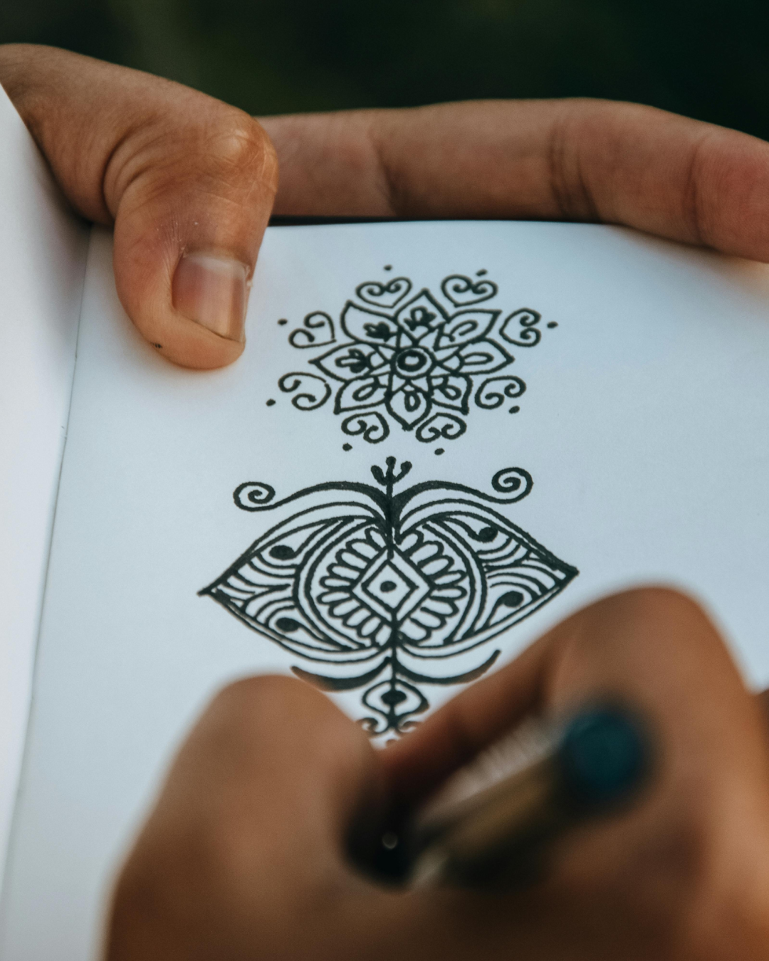Magic of sigils : the power of symbols